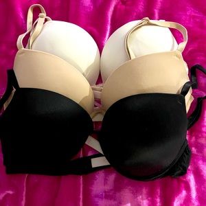 Victoria’s Secret Super push-up bra bundle